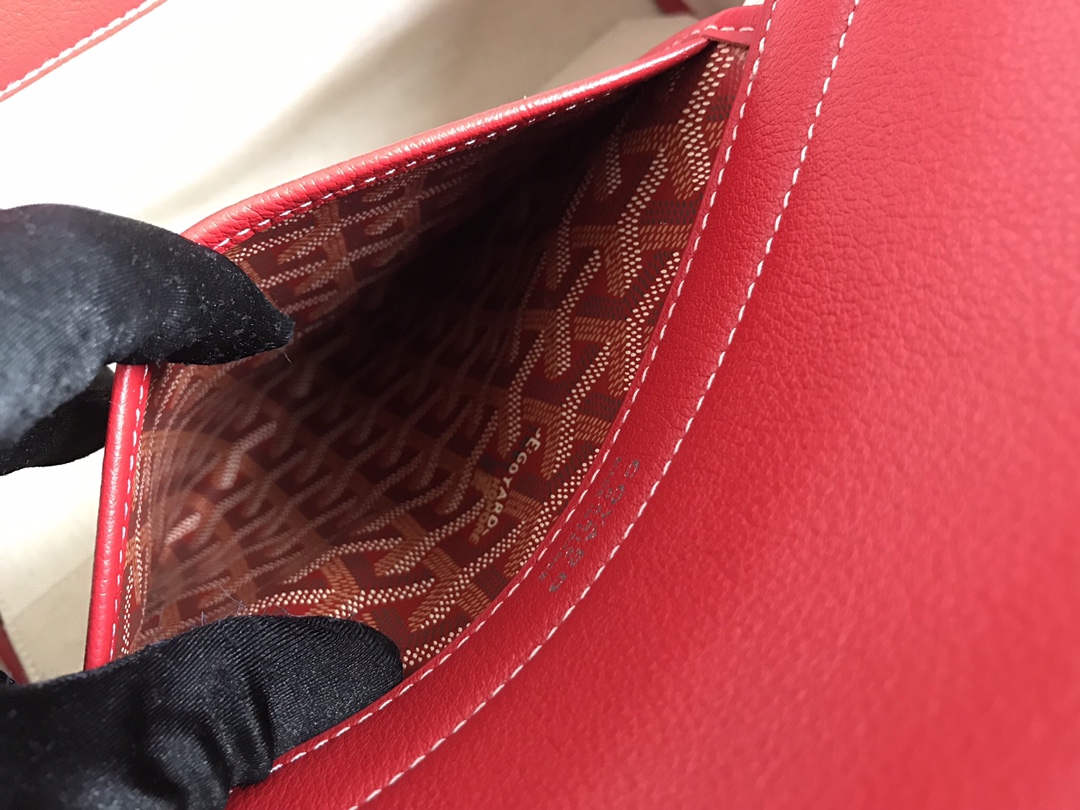Goyard Goyardine Rouette Soft Bag - red  Shoulder Bags,