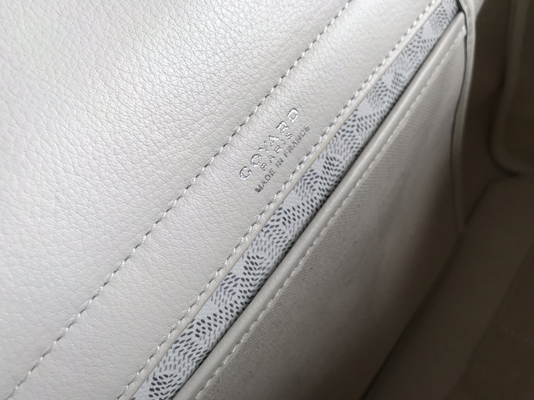 Goyard Goyardine Rouette Soft Bag - white Shoulder Bags,