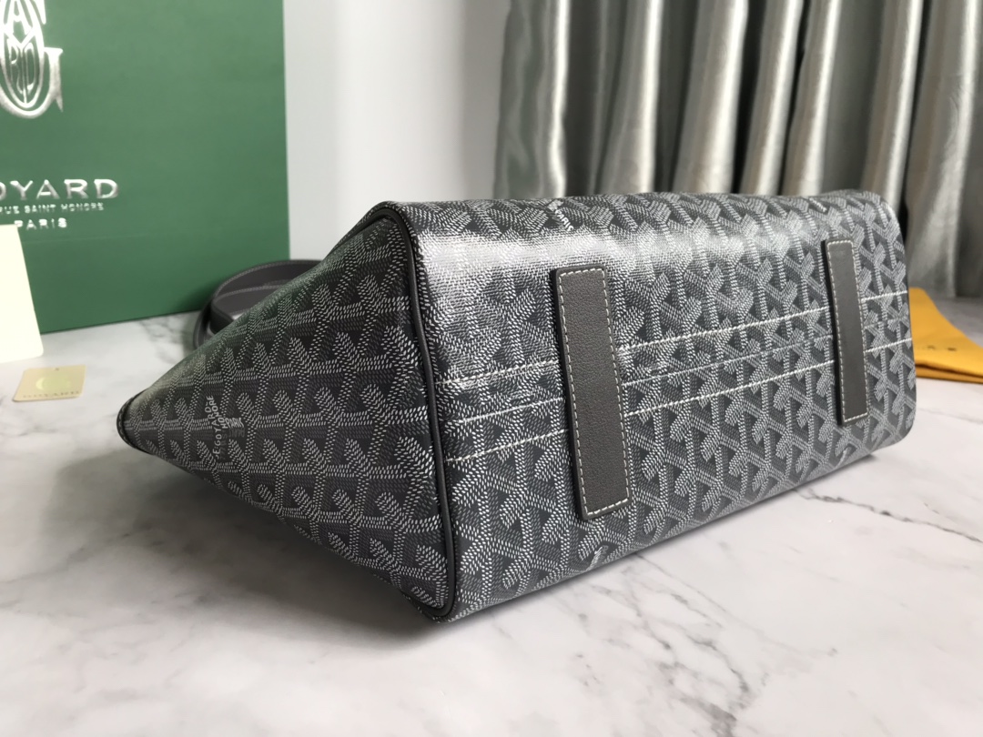 Goyard Goyardine Rouette Soft Bag - Grey Shoulder Bags,