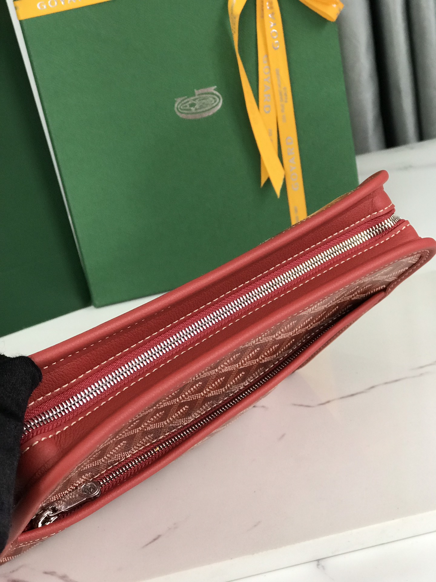 GOYARD Goyardine Jouvence Toiletry Pouch red