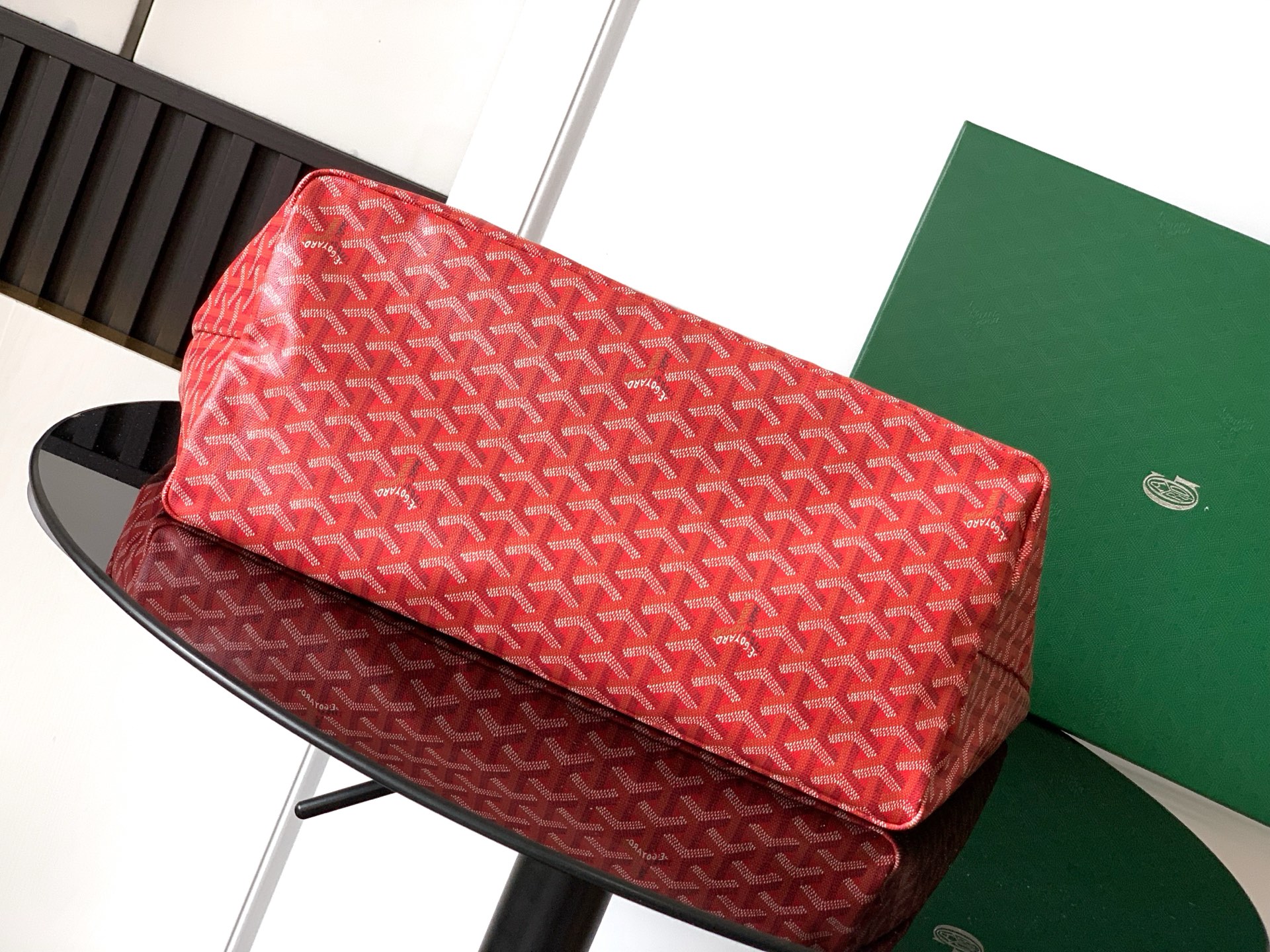 Goyard Fuchsia PM Saint Louis Reversible Bag in red