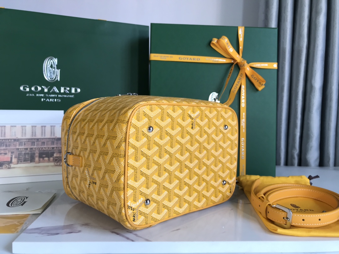GOYARD Goyardine Muse Vanity Case Yellow 1384382