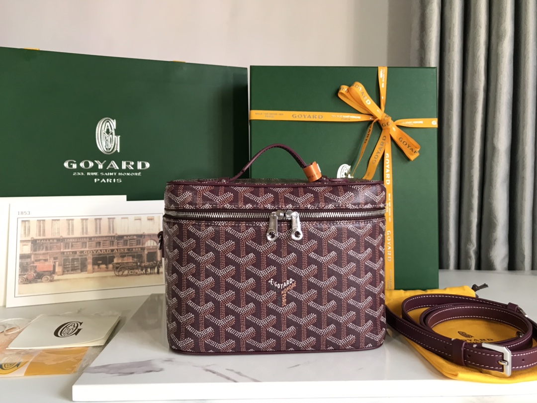 Goyard Muse Vanity Case Burgundy