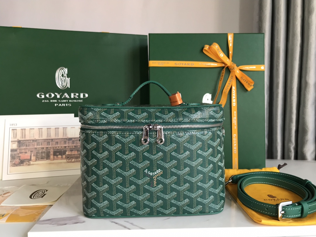 GOYARD Goyardine Muse Vanity Case Green 1097513