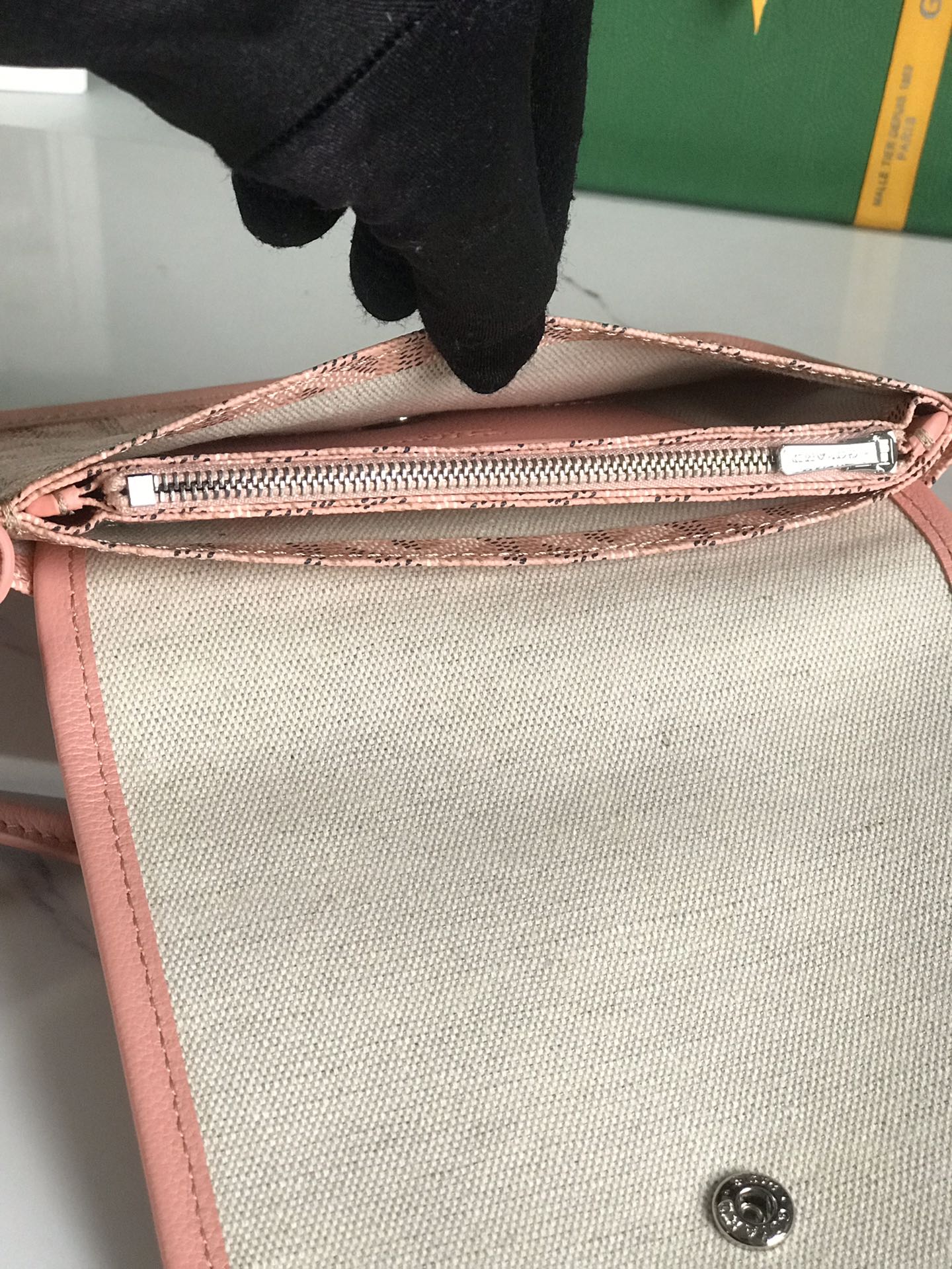 GOYARD Goyardine Plumet Wallet Clutch pink