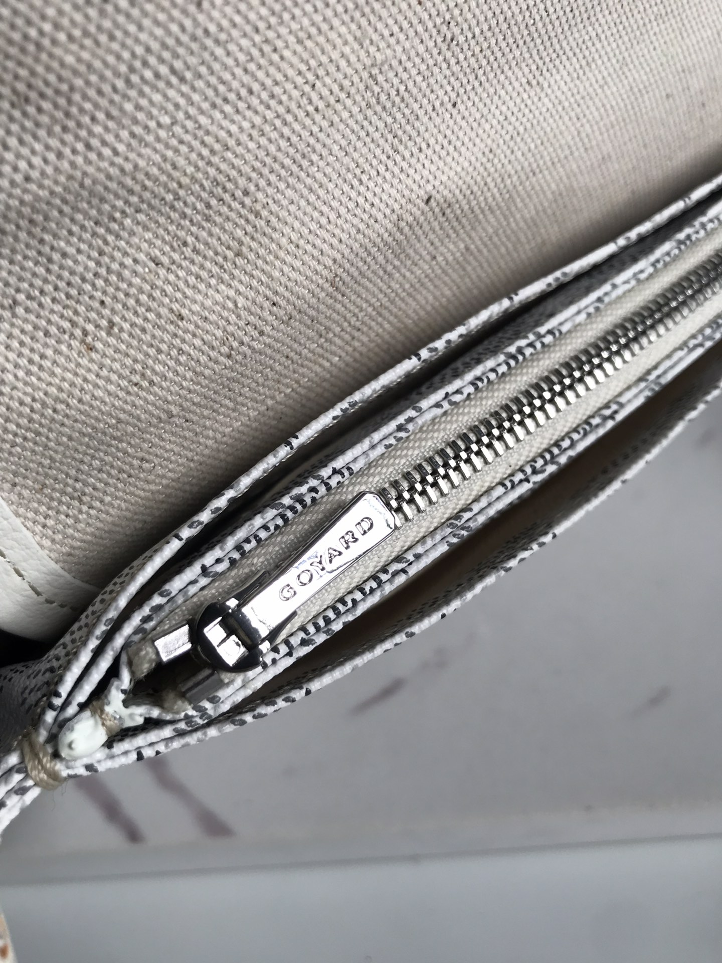 GOYARD Goyardine Plumet Wallet Clutch White 1095841