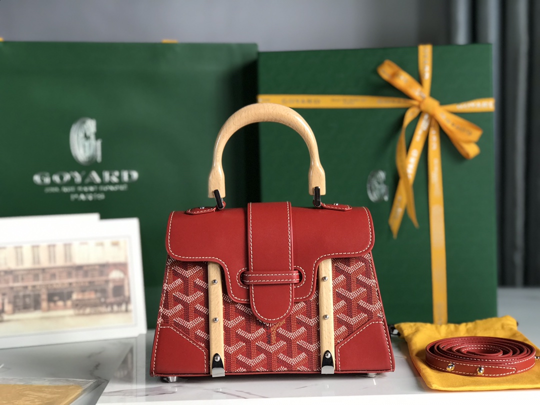 Goyard Saigon Structure Mini Bag Red
