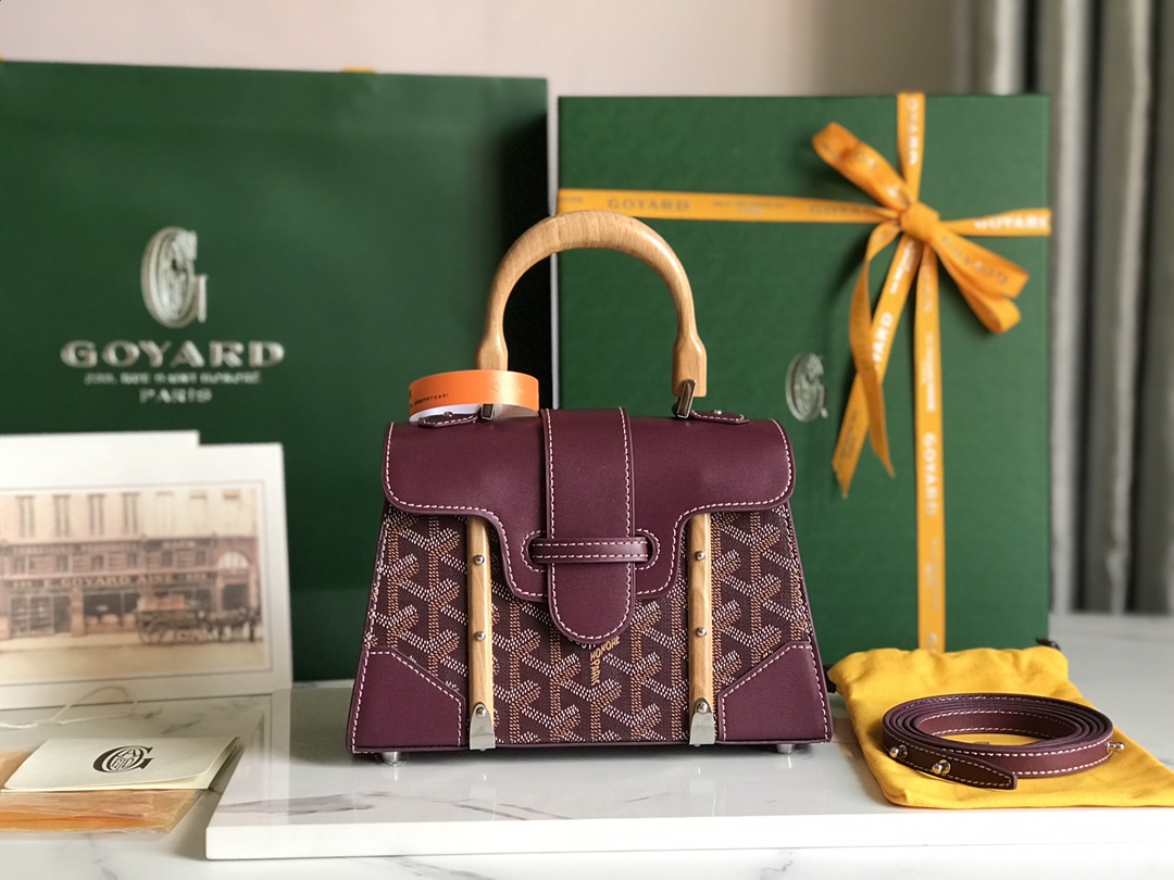 Saïgon leather handbag Goyard Burgundy in Leather