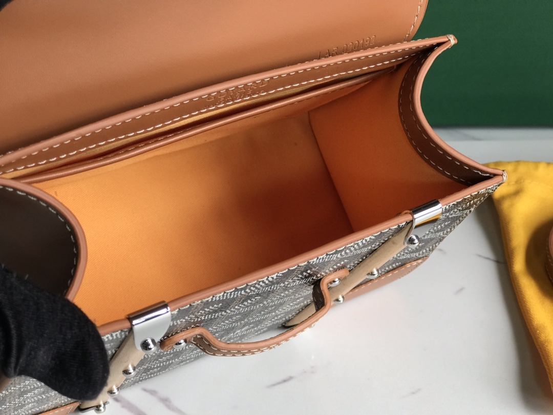 Goyard Saigon Structure Mini Bag Black and Brown Goyardine Canvas Pall