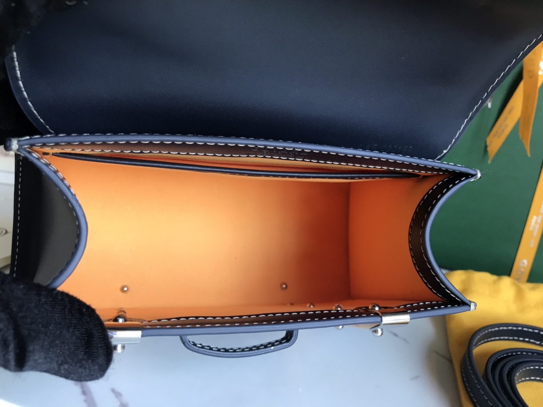Goyard Women's BAG Saïgon PM in Toile Goyardine &bag navy blue