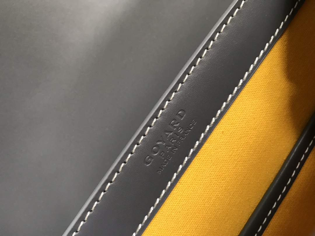 Goyard Pre-Owned 2016 Goyardine Saigon Structured PM gray