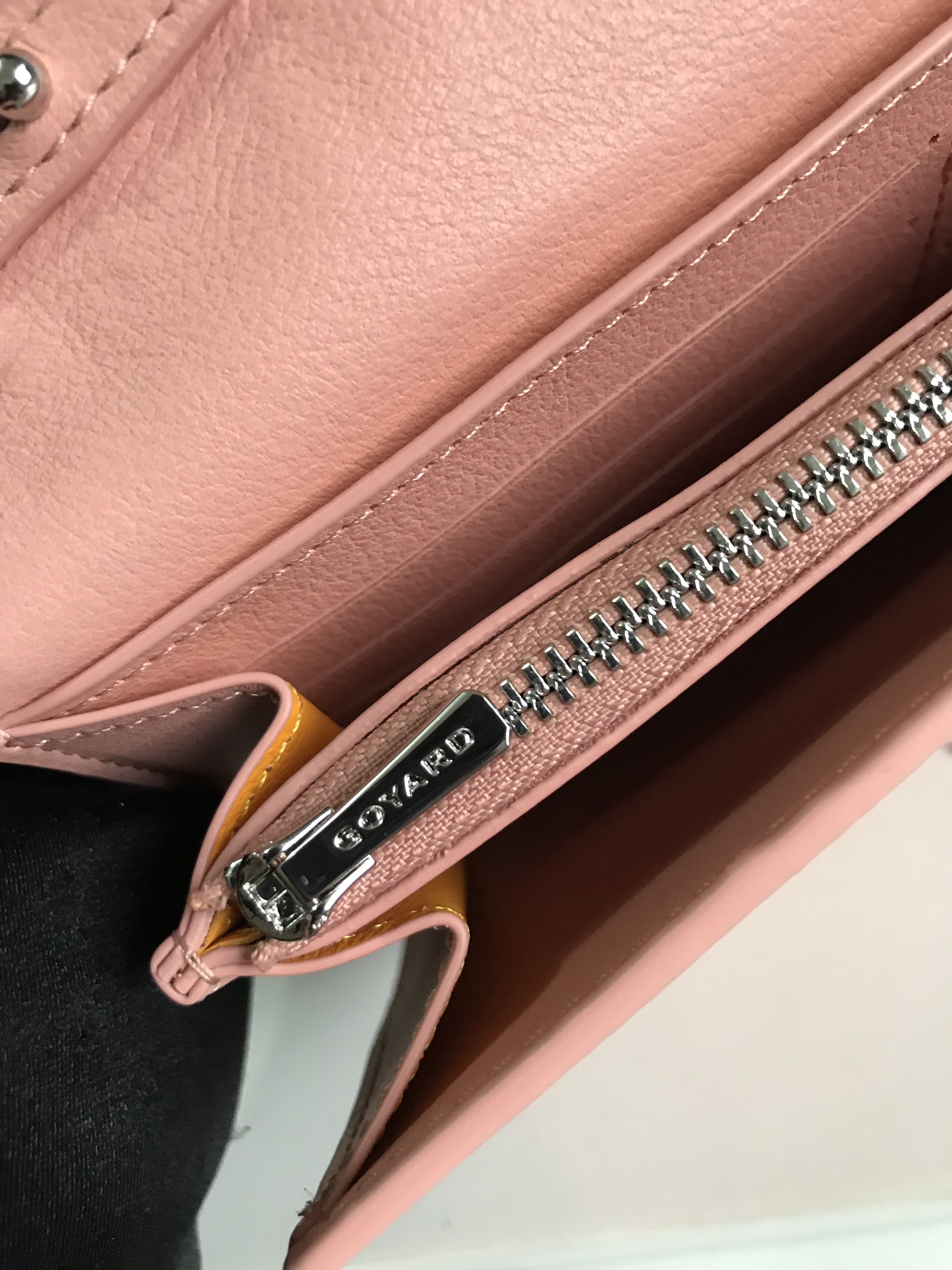GOYARD Goyardine Varenne Continental Wallet pink