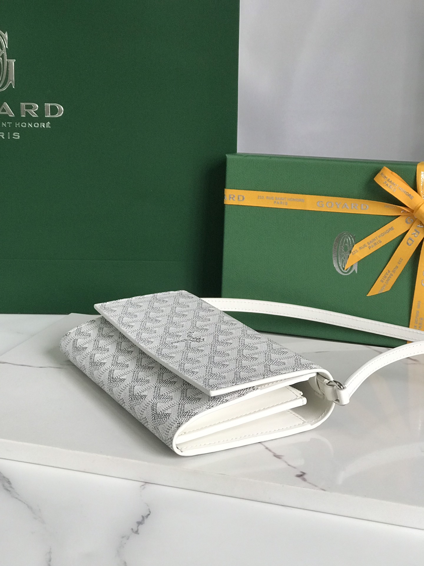 GOYARD Goyardine Varenne Continental Wallet white