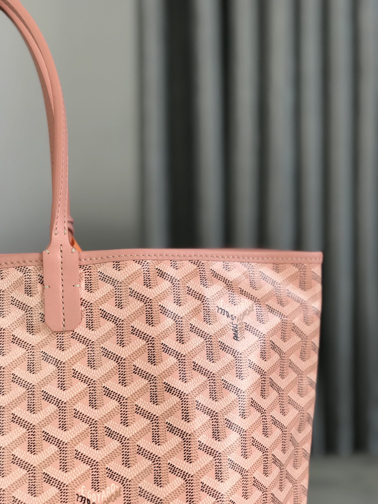 Goyard Pearly Coral Goyardine Canvas And Chevroches bang in pink