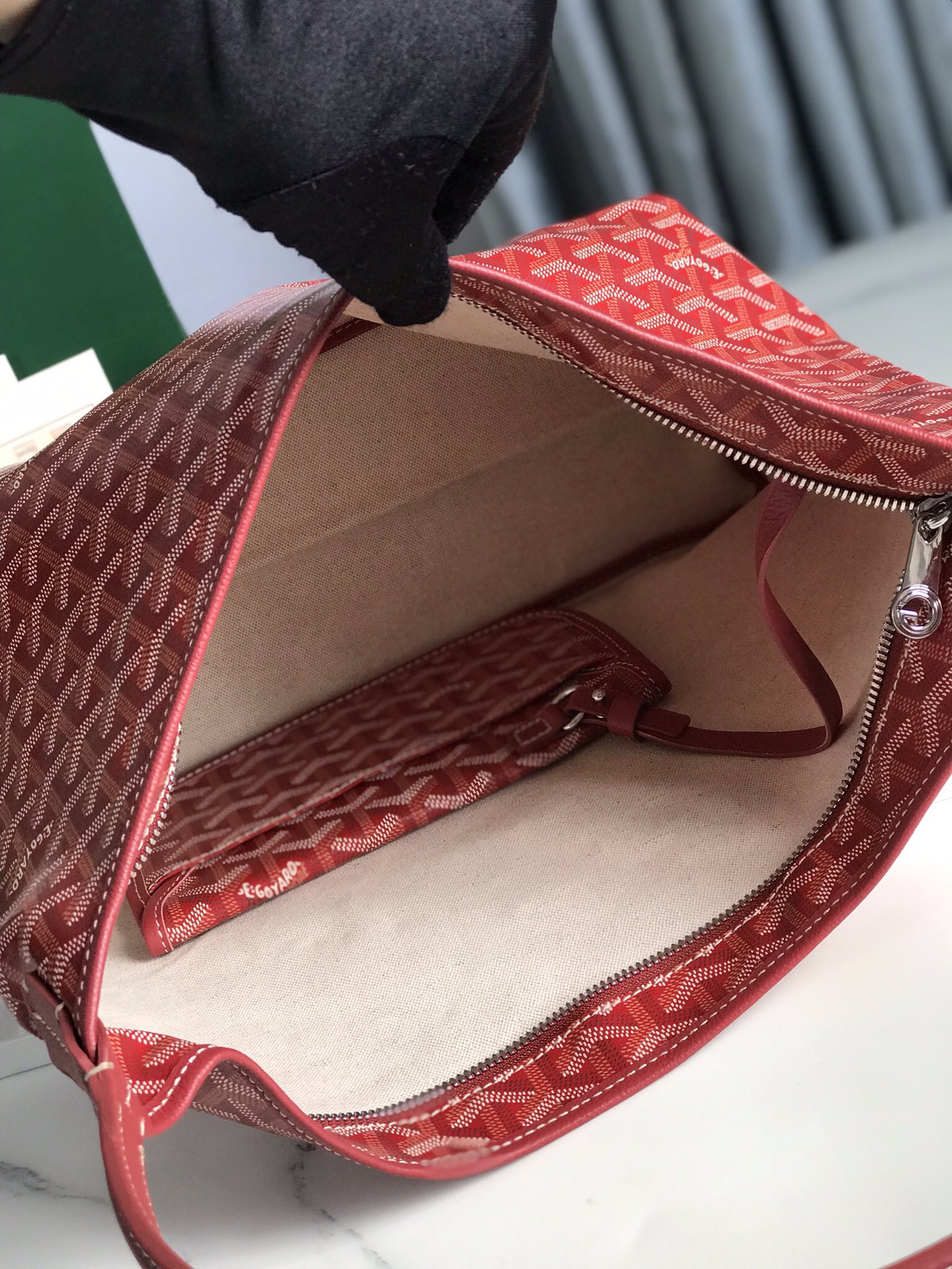 Goyard Bohème Hobo Bag Women's Tote red