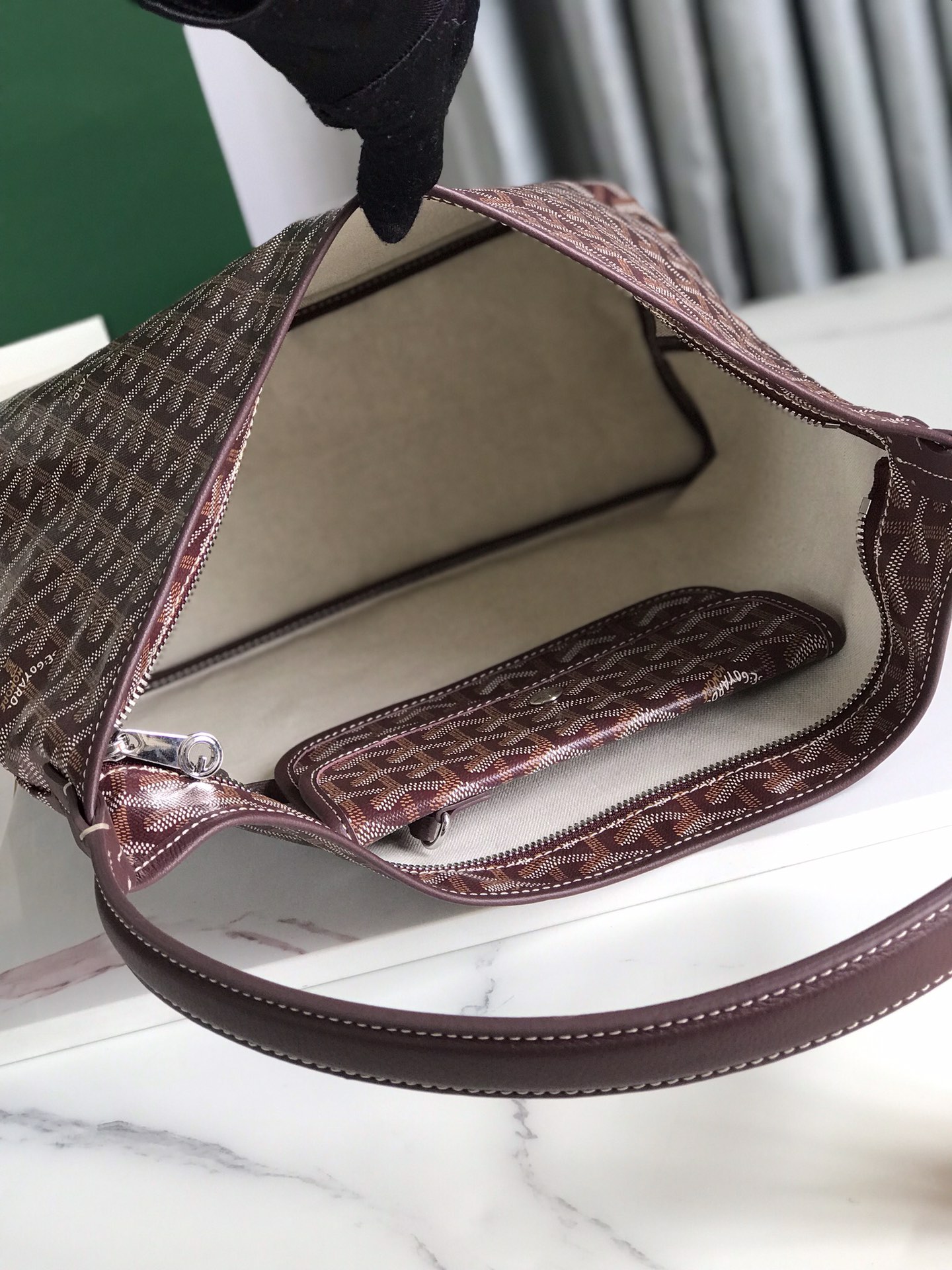 Goyard Bohème Hobo Bag Women's Tote Hobo Burgundy