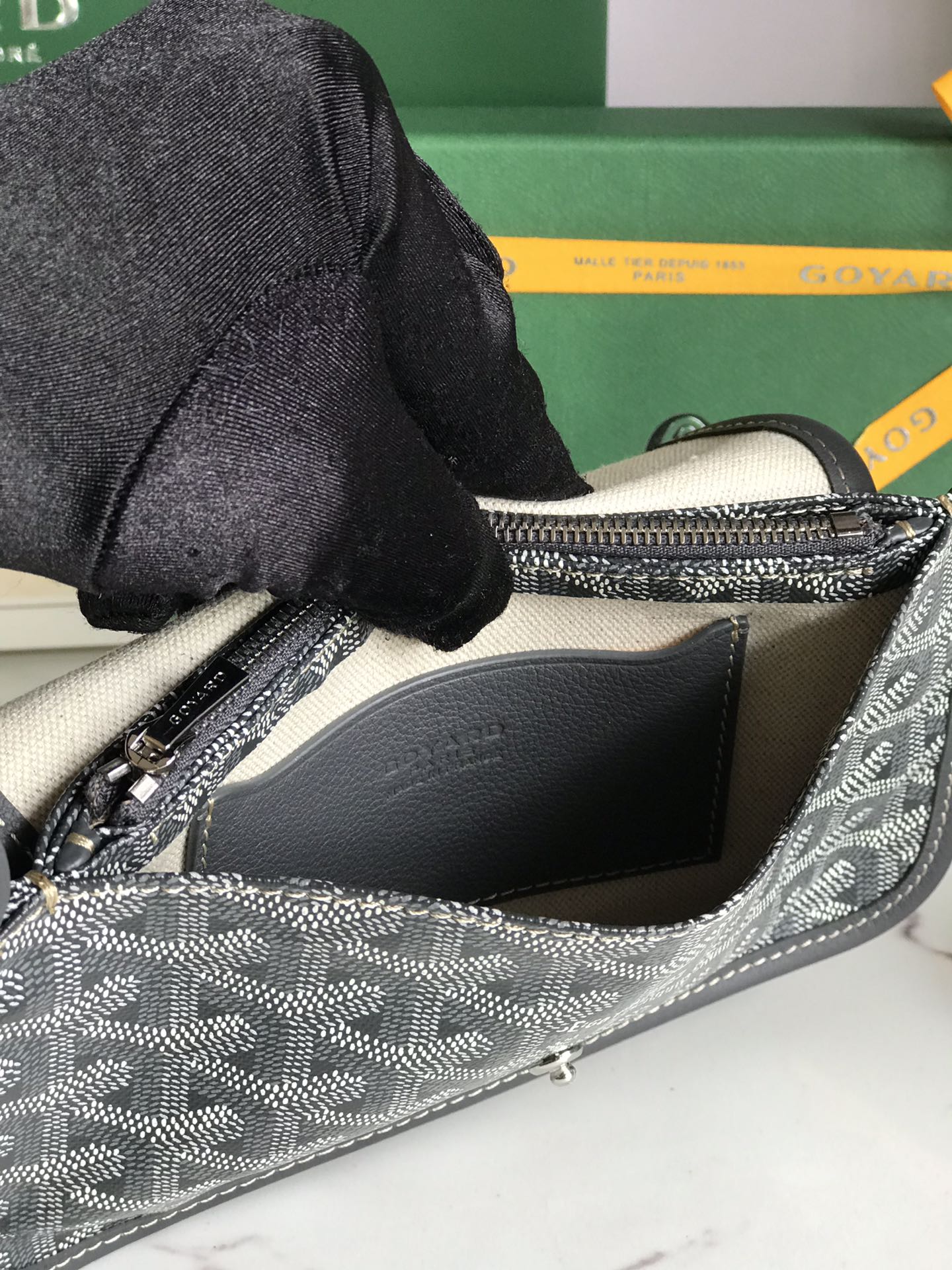Goyard Plumet Pouch black Women's Bag
