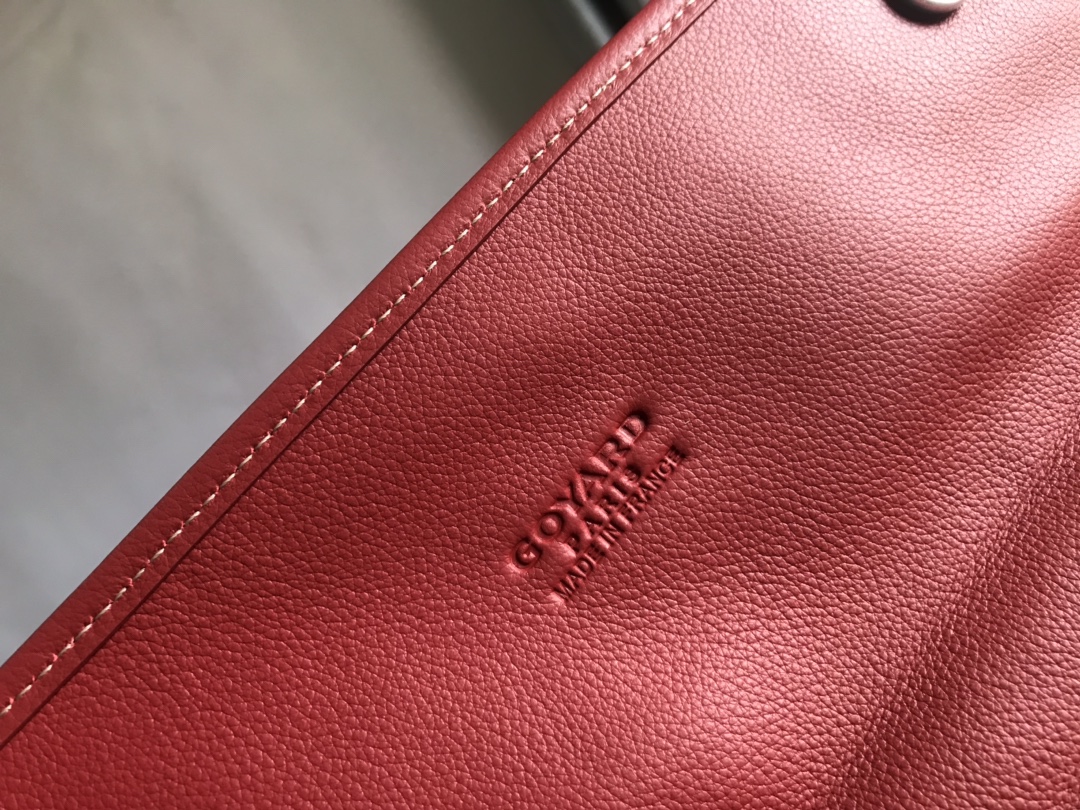 Goyard Goyardine Saint Leger Backpack - red