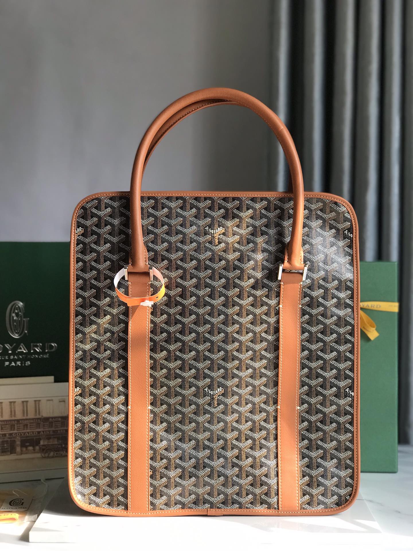 Goyard Bourgogne Bag Coated Canvas Black starp brown 20423770