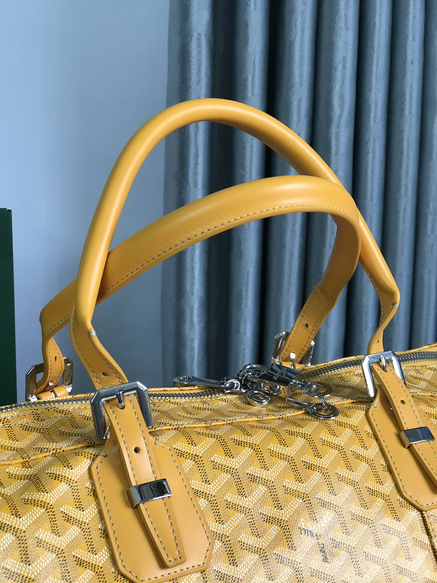 GOYARD Goyardine Croisiere 35 Yellow 878967 |