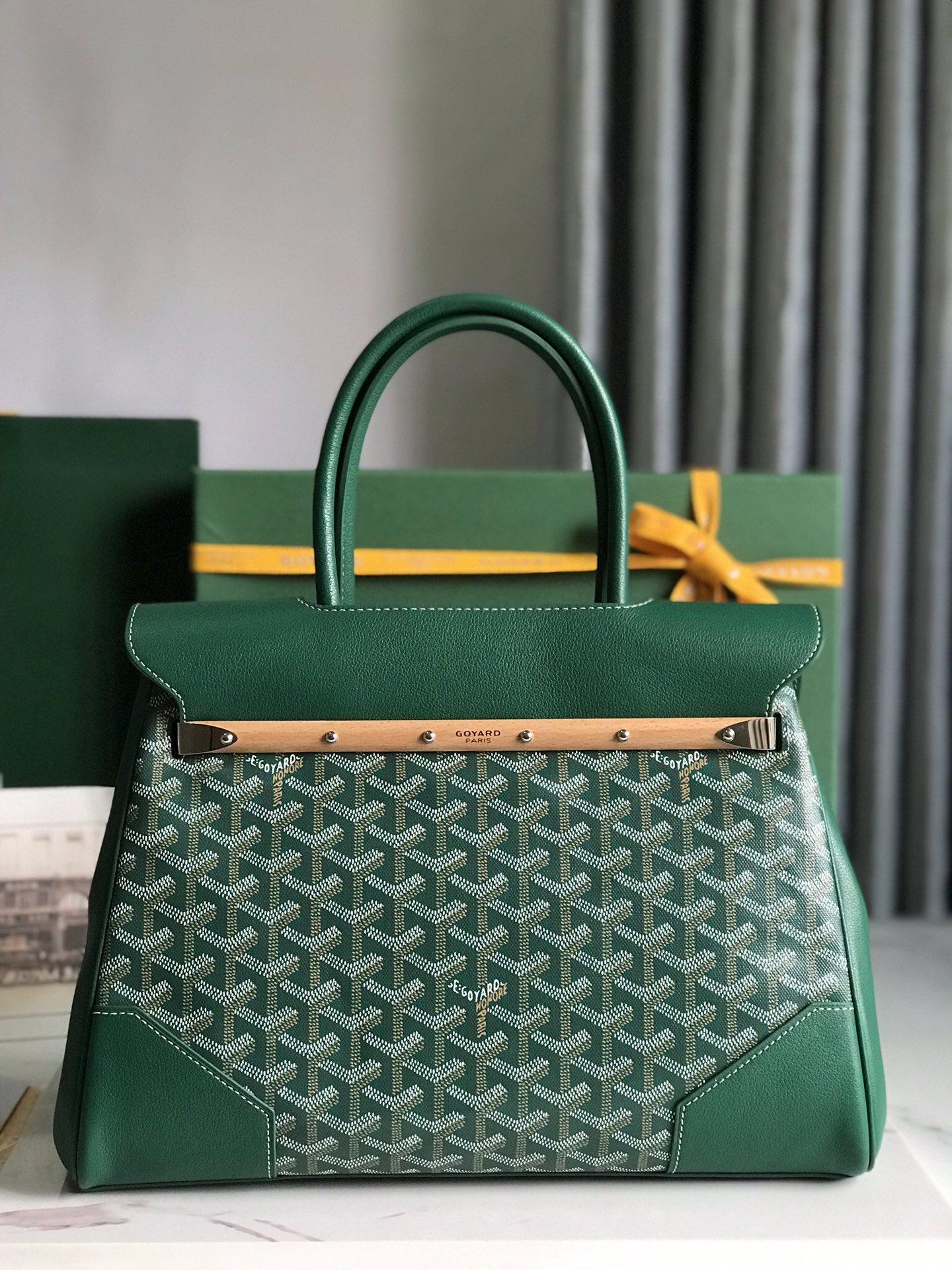 GOYARD Goyardine Saigon Tote green