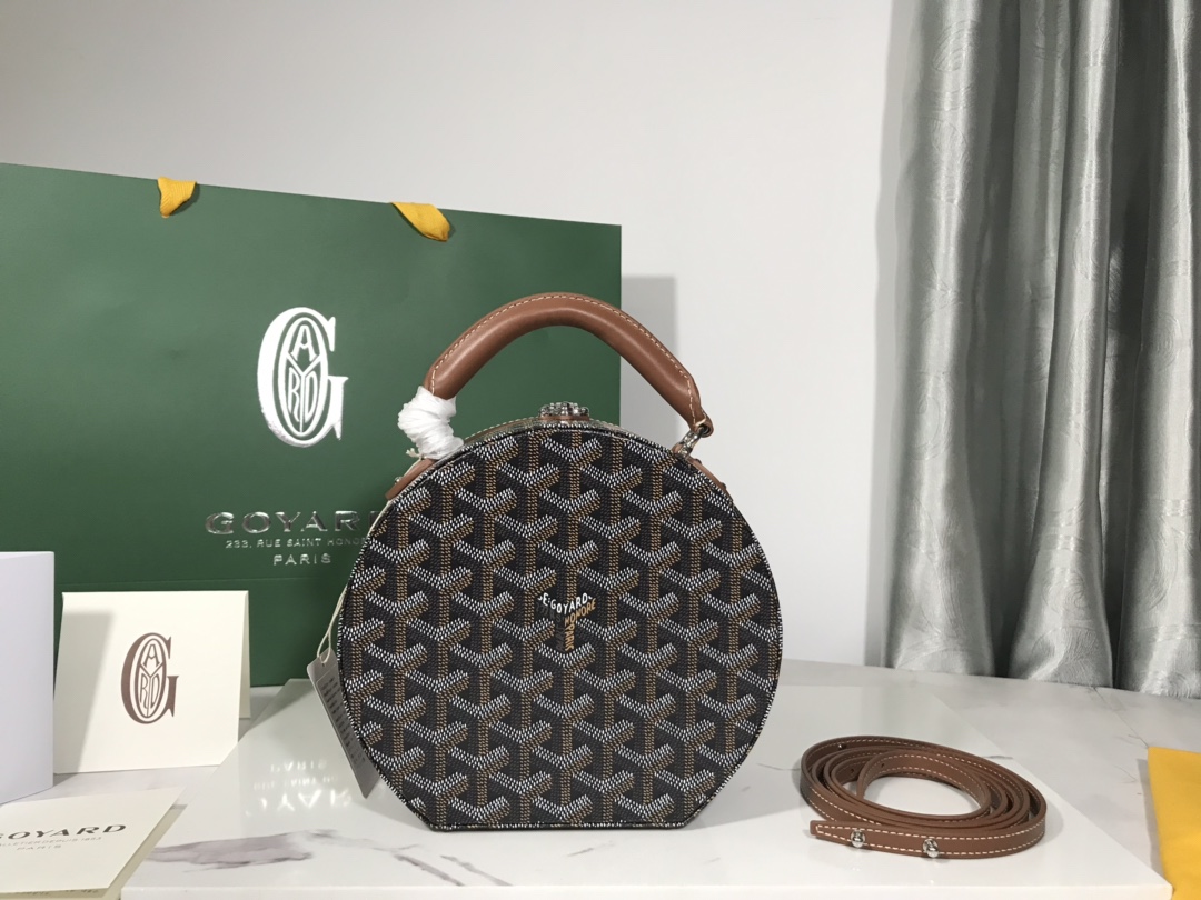 GOYARD Goyardine Alto Hatbox Brown gray.