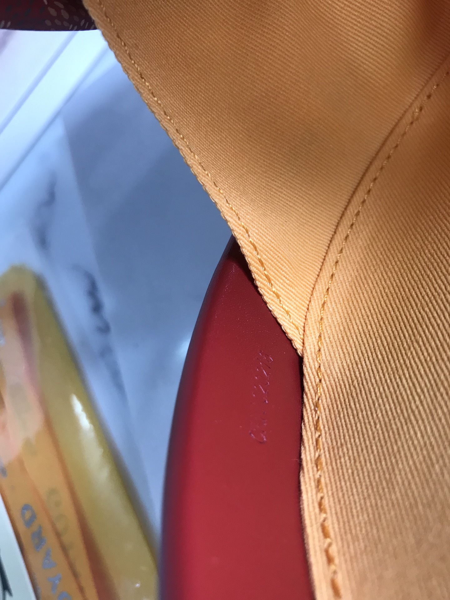 GOYARD Goyardine Alto Hatbox red