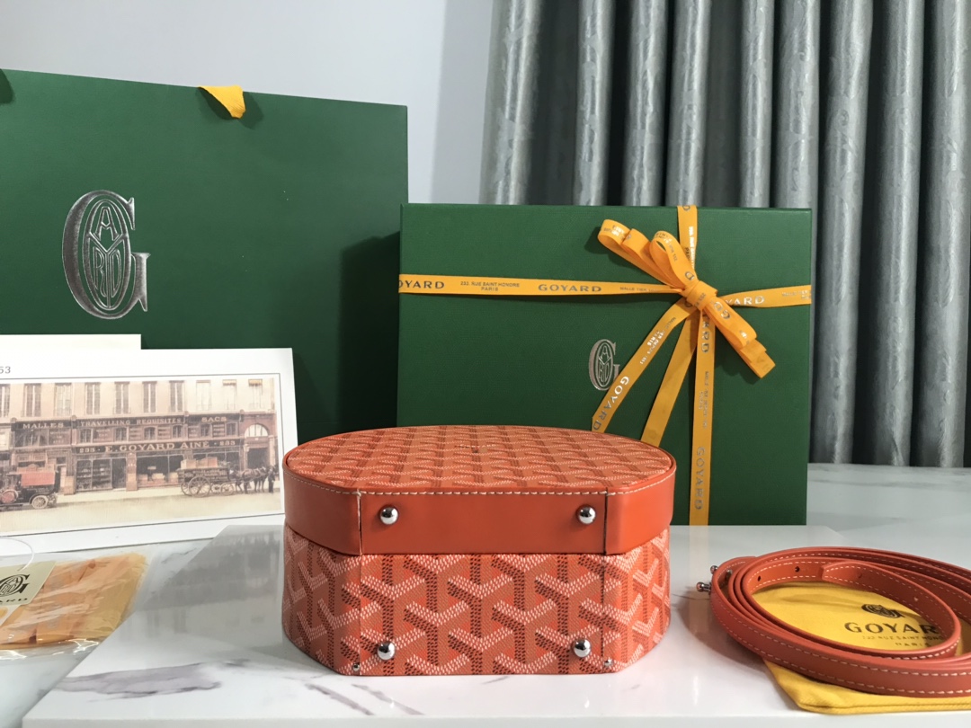 GOYARD Goyardine Alto Hatbox yellow
