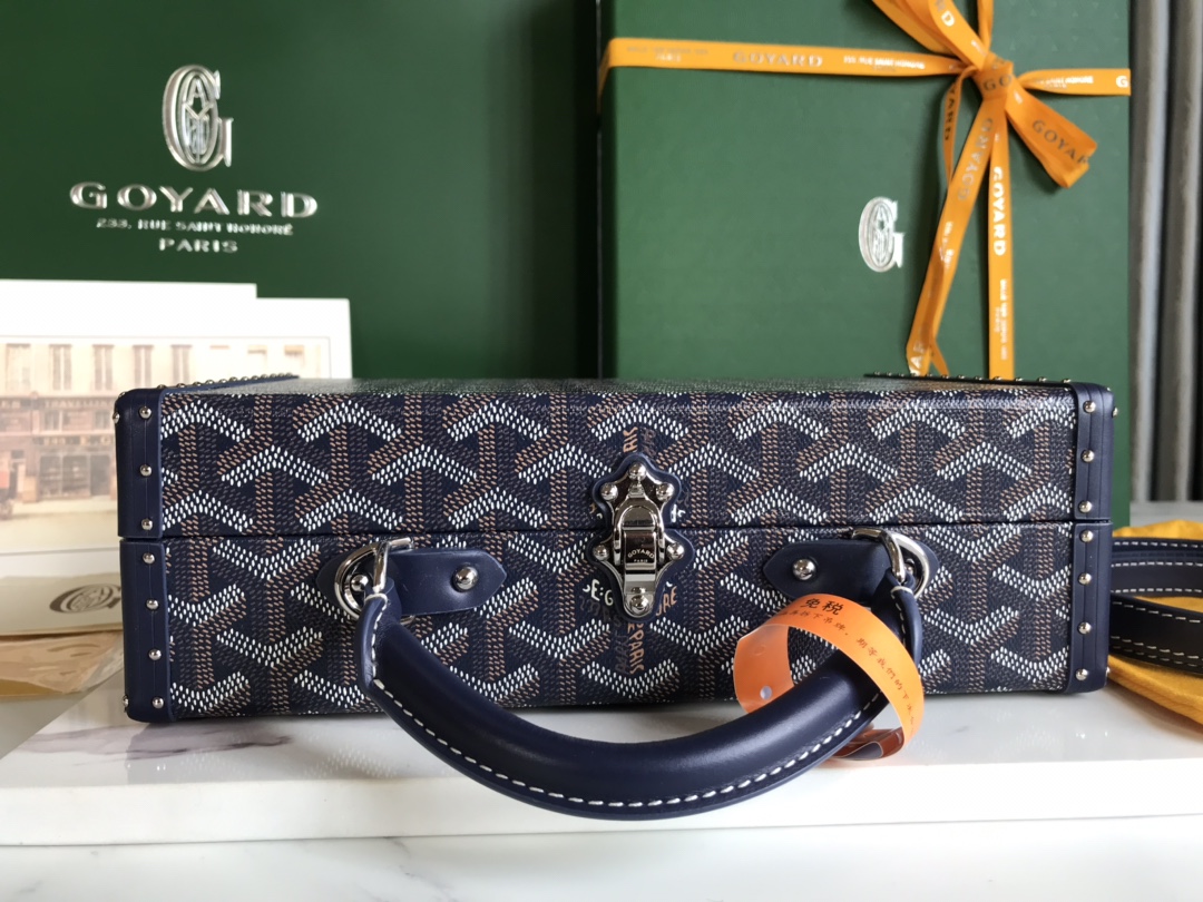Goyard Grand Hotel Trunk Bag navy| eBay