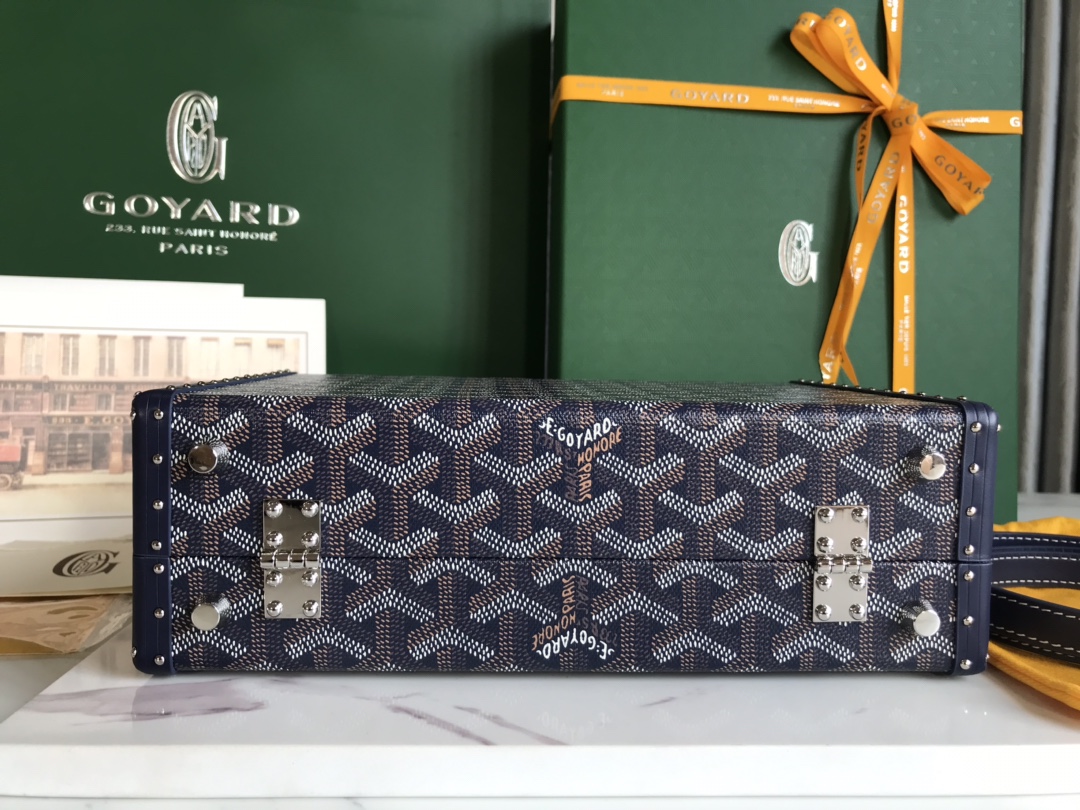 Goyard Grand Hotel Trunk Bag navy| eBay