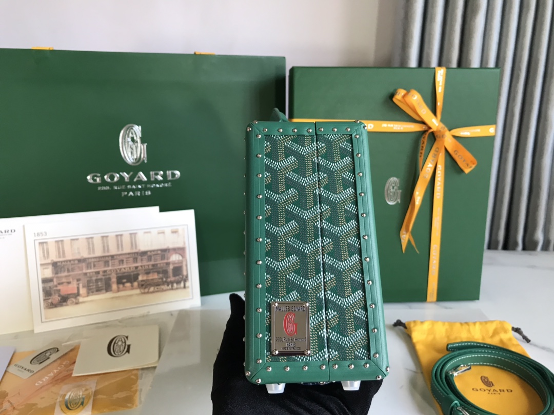 Goyard Grand Hotel Trunk Bag green| eBay