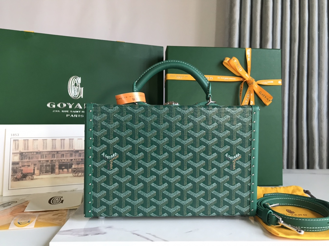 Goyard Grand Hotel Trunk Bag green| eBay