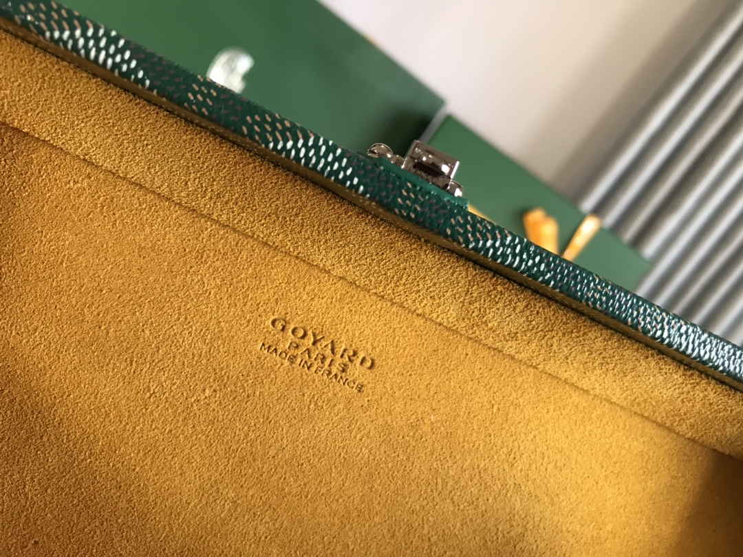 Goyard Grand Hotel Trunk Bag green| eBay