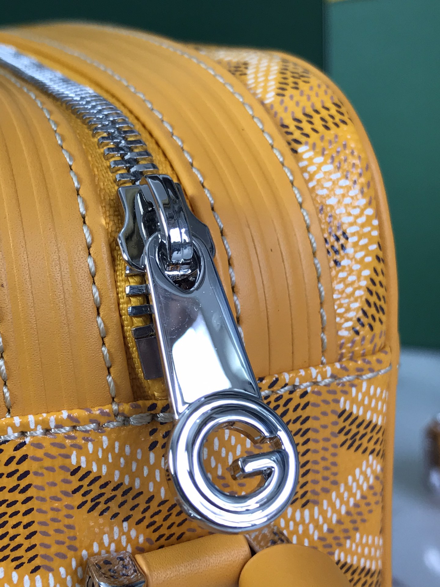 GOYARD Herringbone Cup Vert PM Shoulder Bag PVC yellow