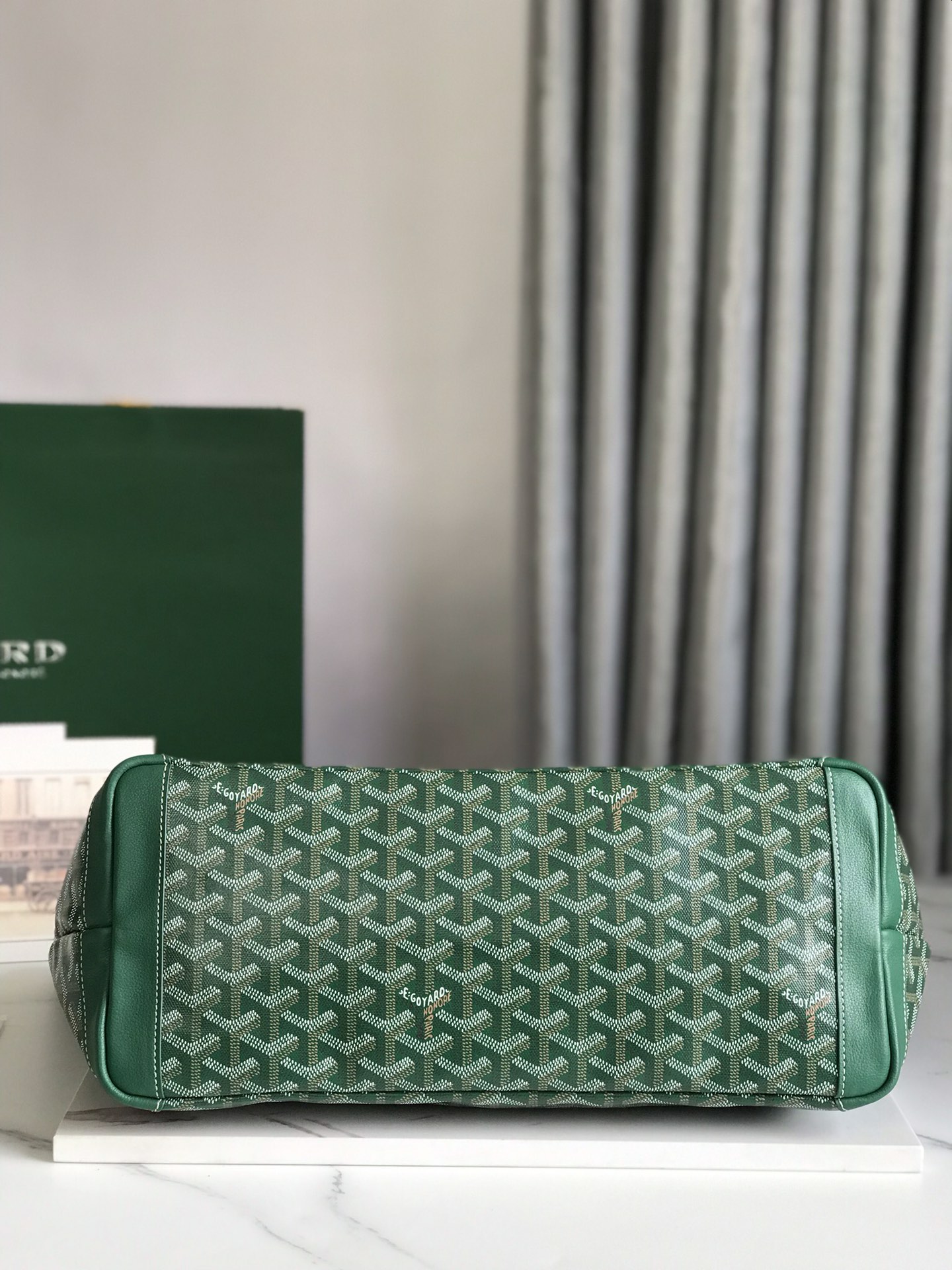 Goyard Artois PM Tote Bag for Women green N-QL |