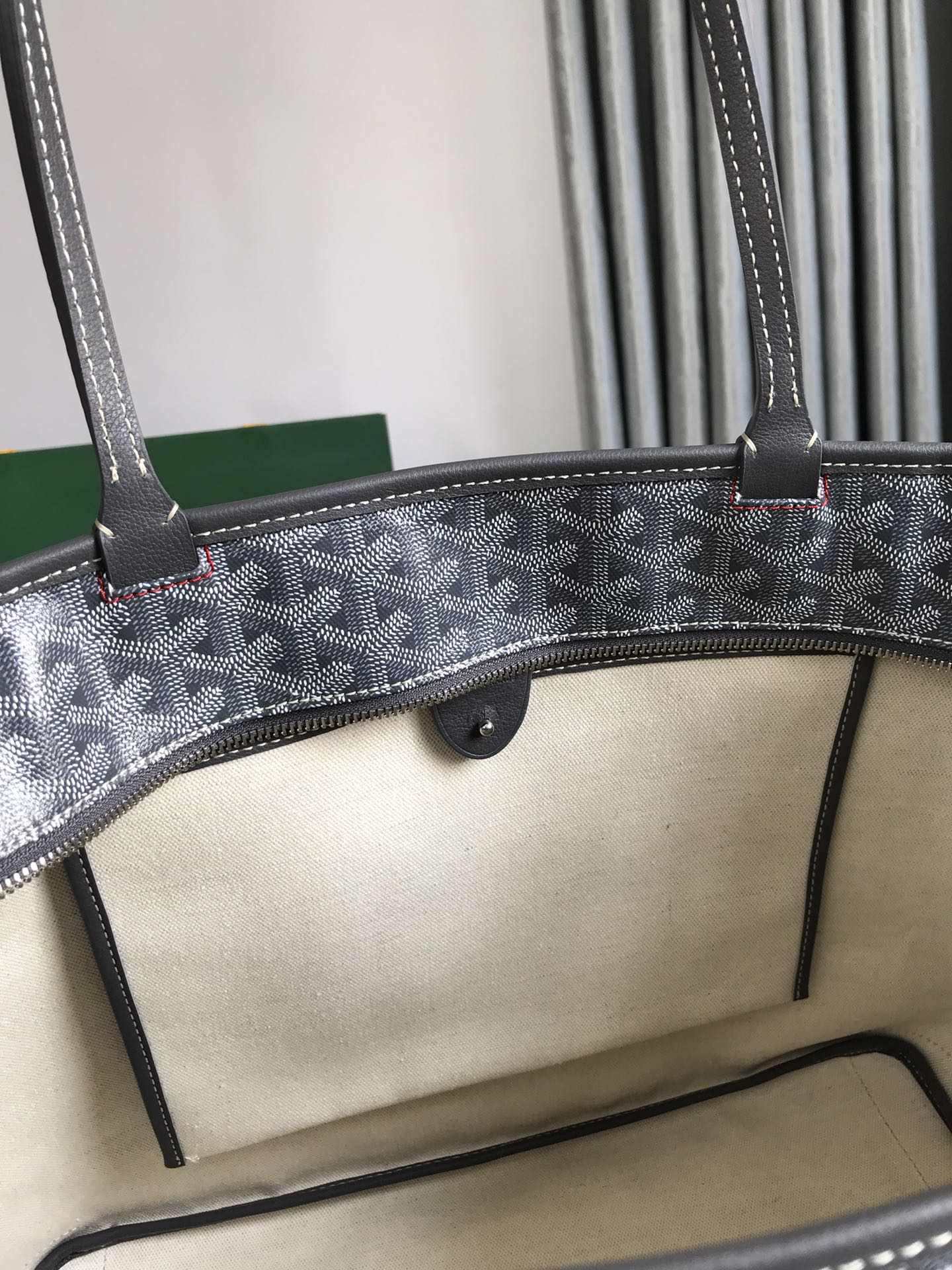 Goyard Artois PM Tote Bag for Women Black navy N-QL |