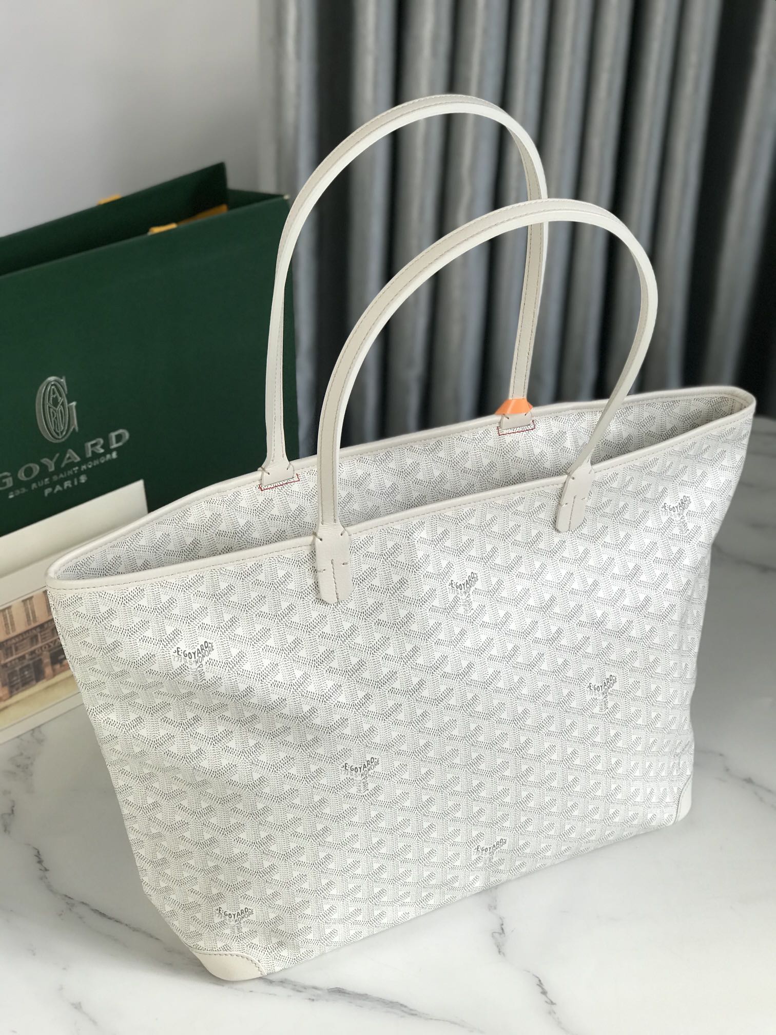 Goyard Artois PM Tote Bag for Women white N-QL |