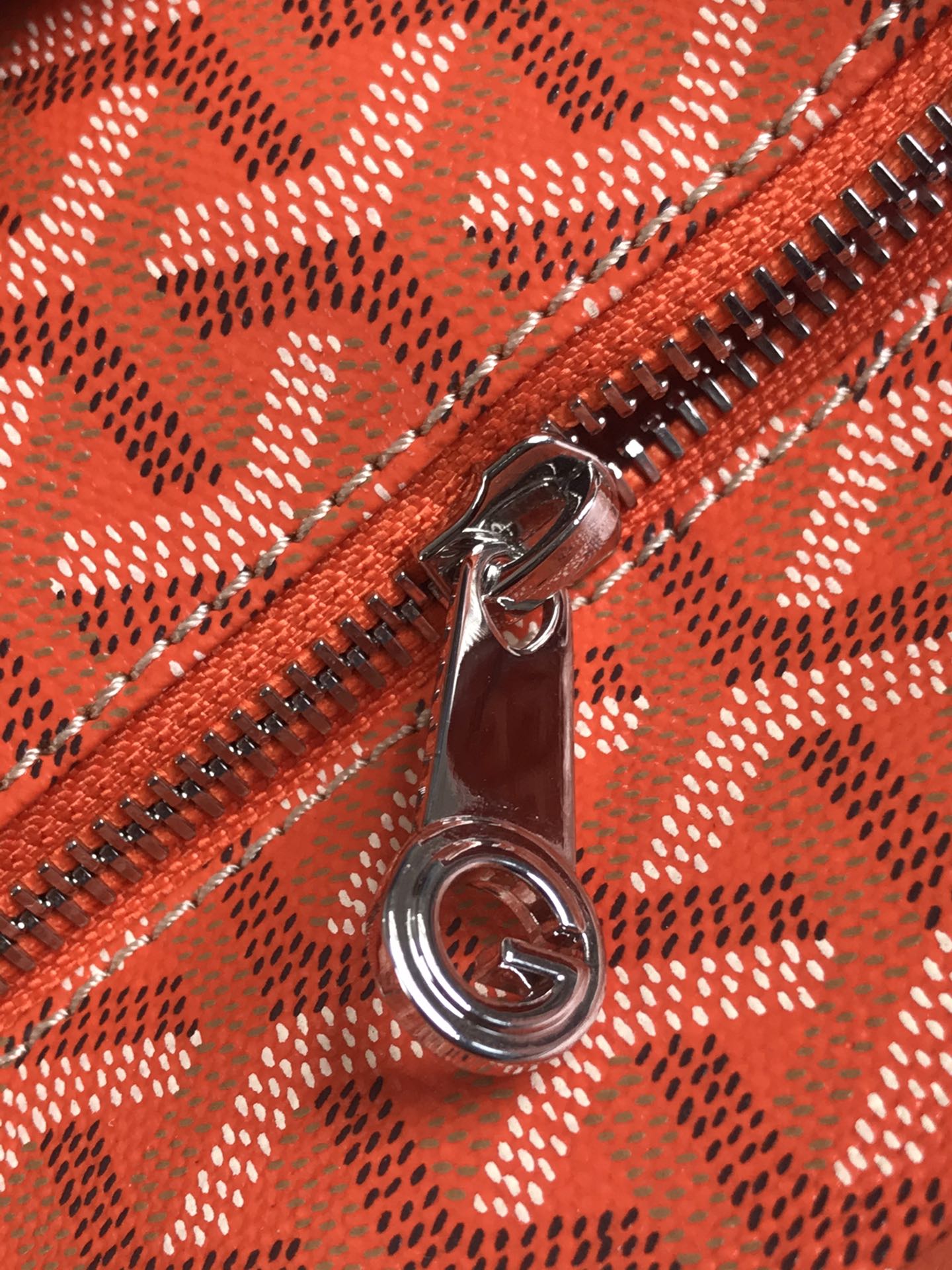 Goyard Artois PM Tote Bag for Women Black orange N-QL |