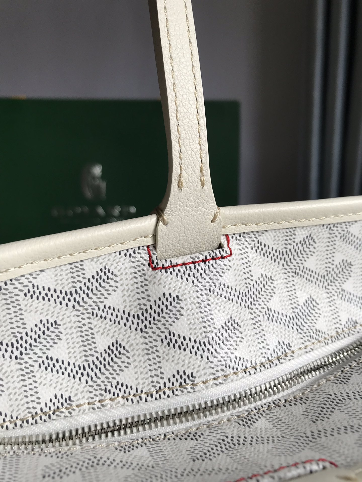 Goyard White Goyardine Coated Canvas and Leather Artois MM