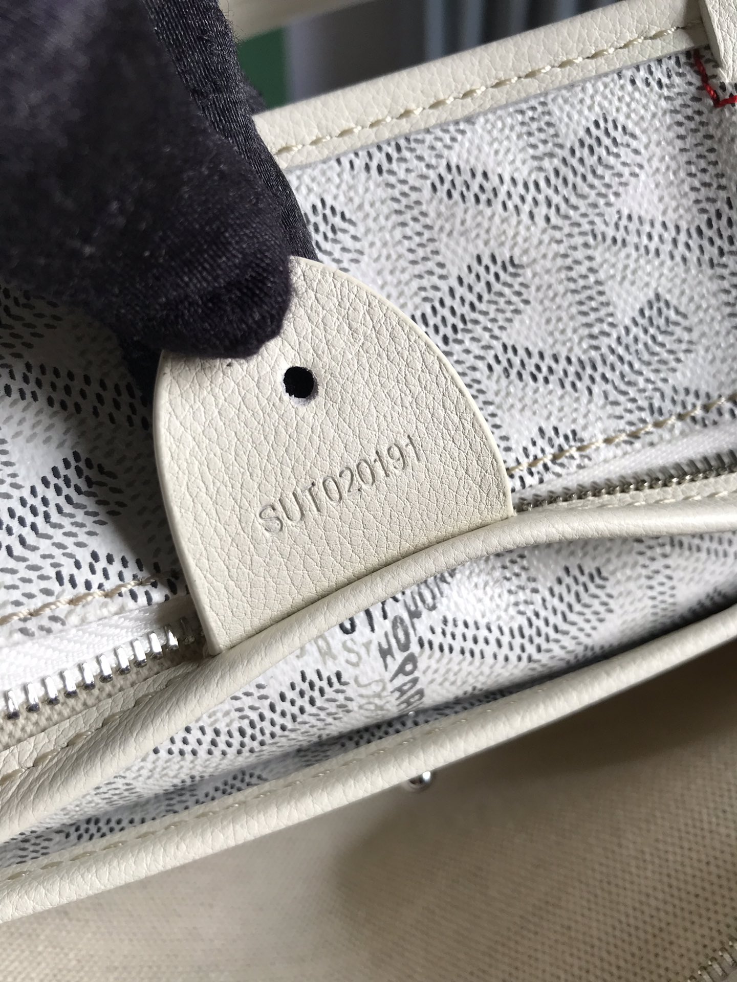 Goyard White Goyardine Coated Canvas and Leather Artois MM