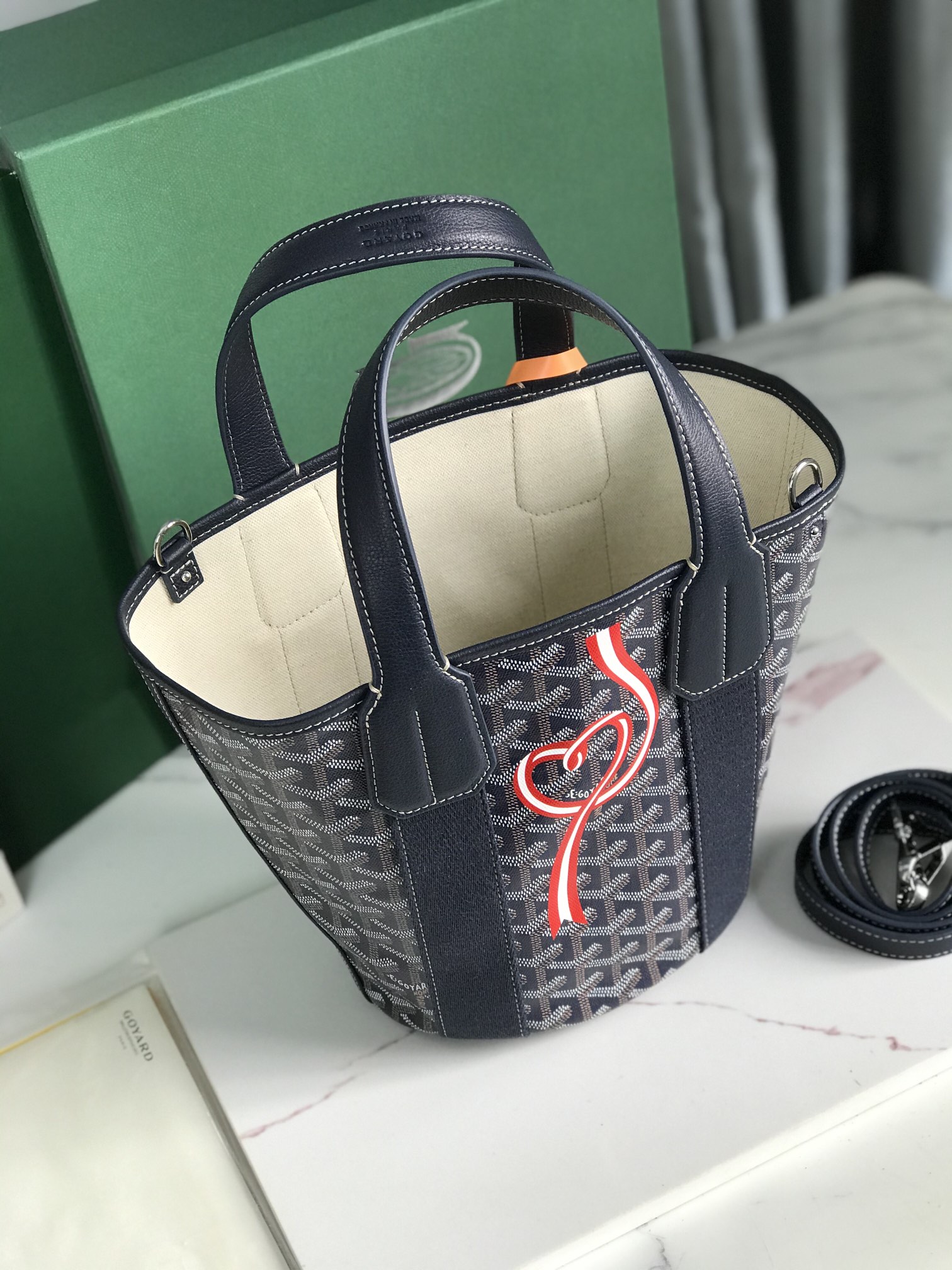 Pre-Owned Goyard PM Belharra Tote Printed Coated Canvas  bag in navy