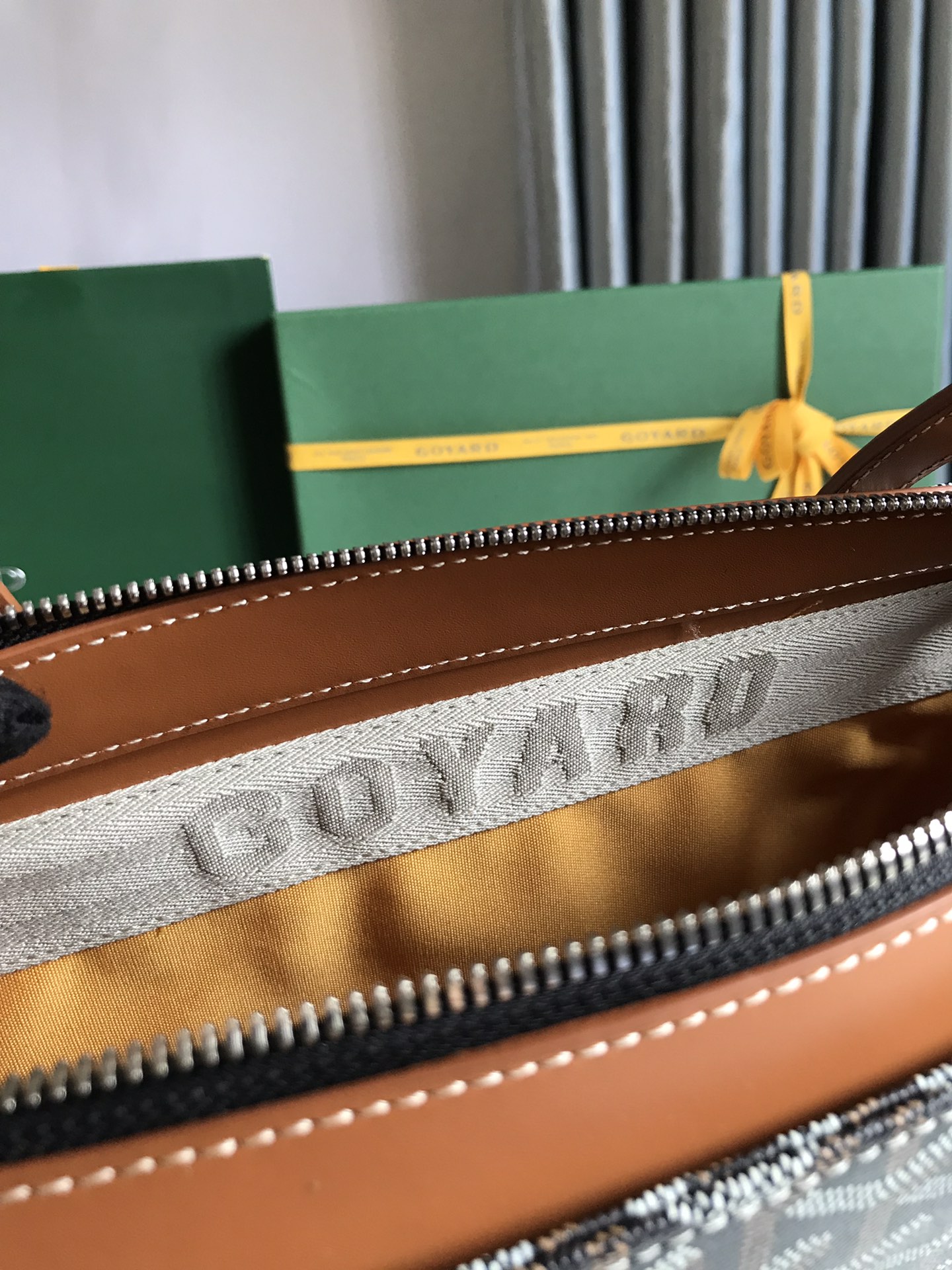 GOYARD Goyardine Sac Marie Galante MM Black Gold 117543