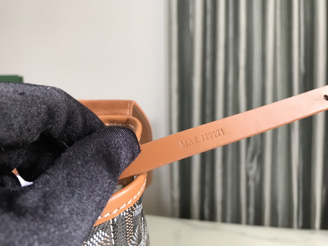 Goyard Citadin Messenger Briefcase Coated Canvas brown