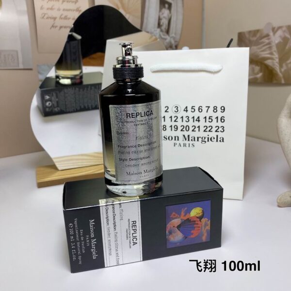 Maison Margiela Replica Flying – Eau de Parfum Unisex 100 ml / 3.4 oz
