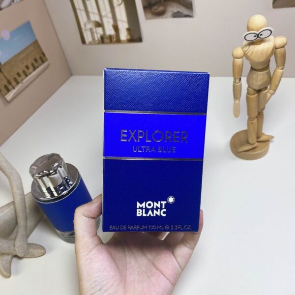 Montblanc Explorer Ultra Blue – Eau de Parfum for Men 100 ml / 3.4 oz