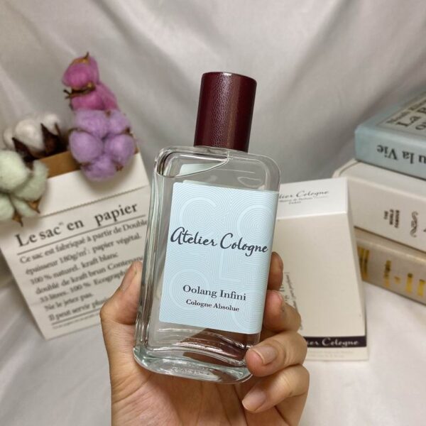ATELIER COLOGNE OOLANG INFINI COLOGNE ABSOLUE NATURAL SPRAY 100 ML/3.3 OZ. (D)
