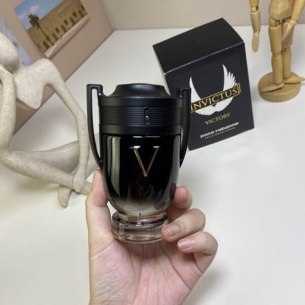 Invictus Victory by Paco Rabanne Eau de Parfum Extreme – Men’s Fragrance – 3.4 oz / 100ml