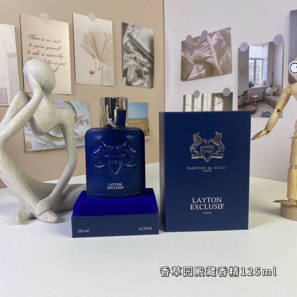 Layton Royal Essence by Parfums de Marly Eau de Parfum Spray – 4.2 oz / 125ml