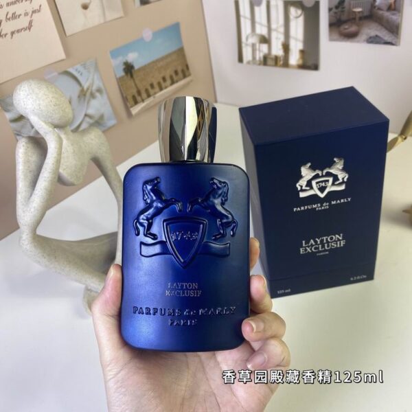 Layton Royal Essence by Parfums de Marly Eau de Parfum Spray – 4.2 oz / 125ml