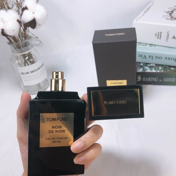Tom Ford Noir de Noir Eau de Parfum – Unisex Fragrance – 100ml / 3.4 oz
